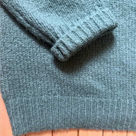 DÔEN IVA crewneck sweater in Valley Green Size Medium M NWT - Picture 5 of 9